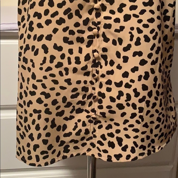Sanctuary tan and black cheetah cami w buttons, M - Picture 4 of 11